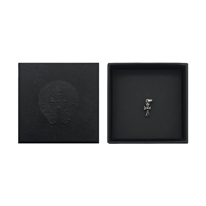 크롬하츠 실버 베이비팻 크로스 참 펜던트