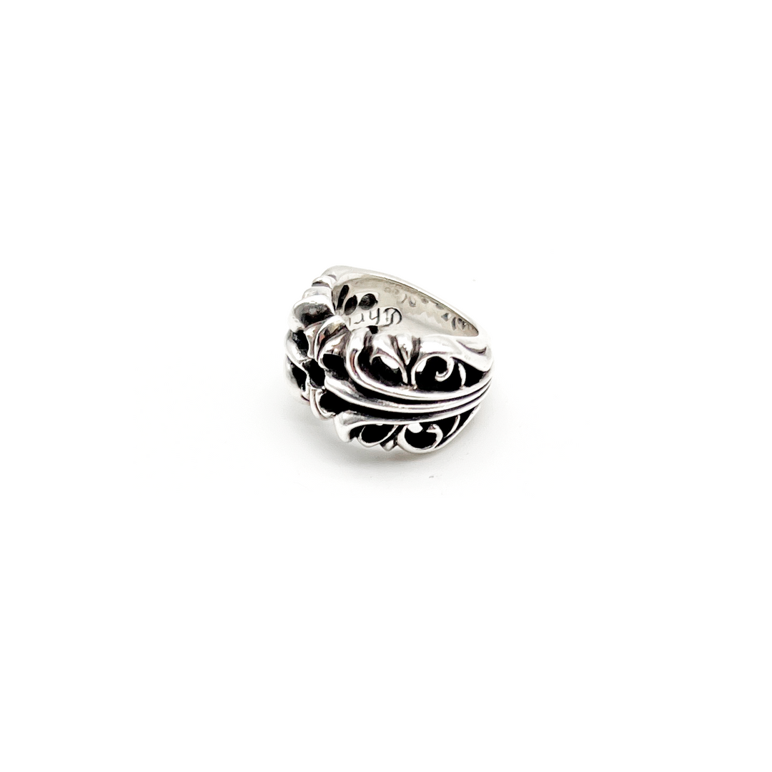 Chrome Hearts Silver K&T Katie Flower Ring - SRM – SHENGLI Chrome Hearts Silver K&T Katie Flower Ring - SRM – SHENGLI