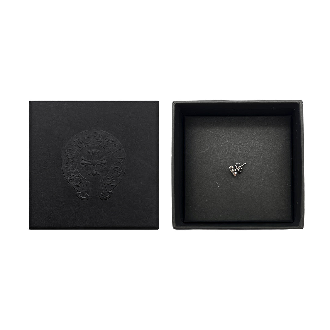 크롬하츠 18k 화이트 골드 다이아몬드 크로스 이어링 스터드