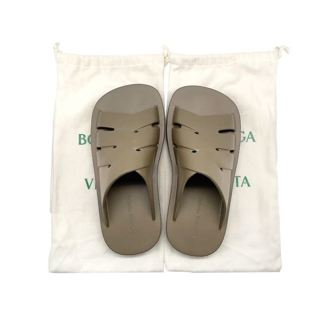 Bottega Veneta BV Neutrals Sandals - SHENGLI ROAD MARKET