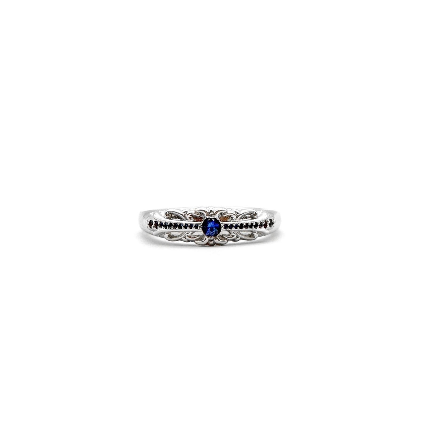 ス*ね様 Chrome Hearts ベビークラシックリング ブルーサファイア Chrome Hearts 18K White Gold Blue Saph Baby Floral Cross Ring
