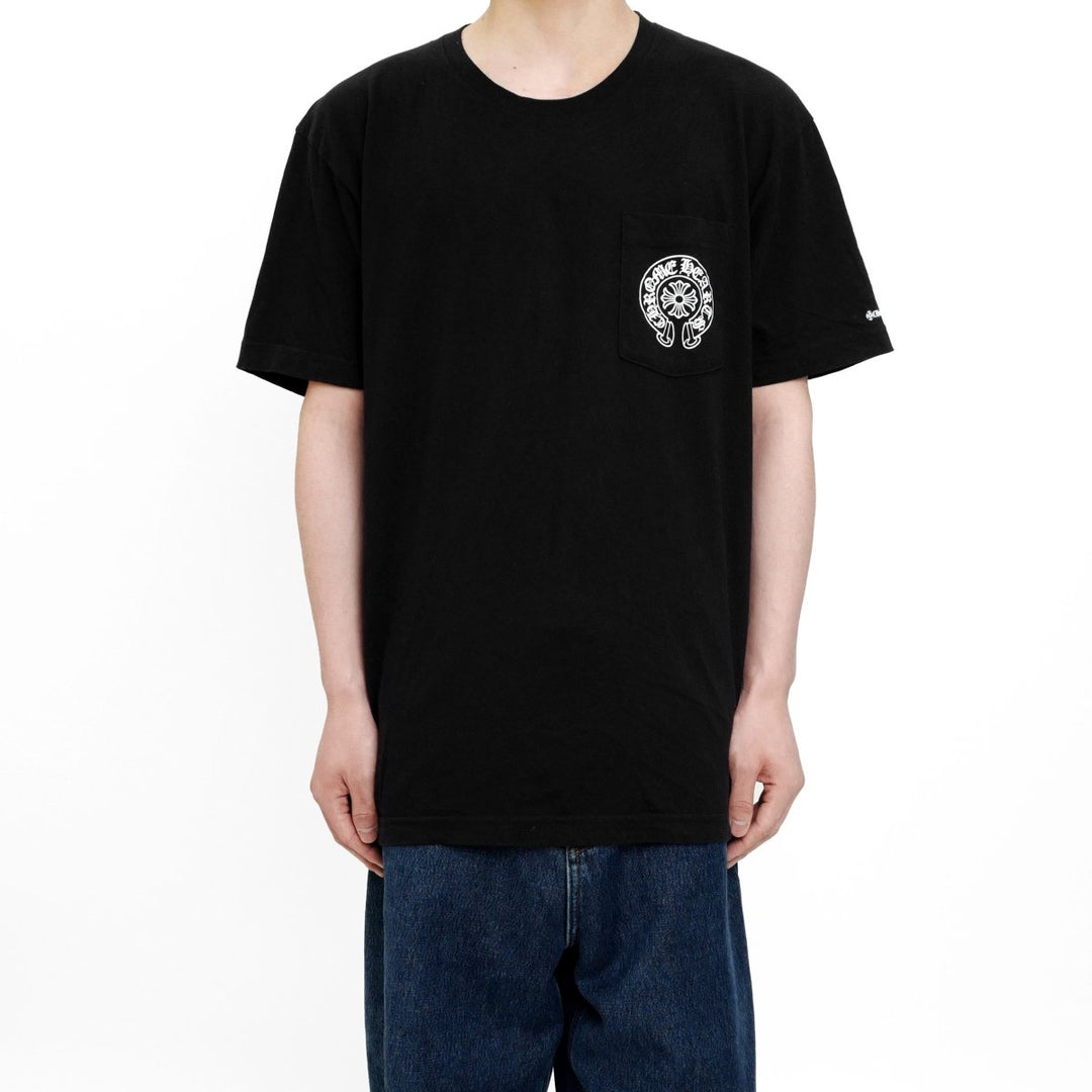 T-shirt à poche Chrome Hearts Las Vegas Horseshoe S/S noir T-shirt à poche Chrome Hearts Las Vegas Horseshoe S/S noir