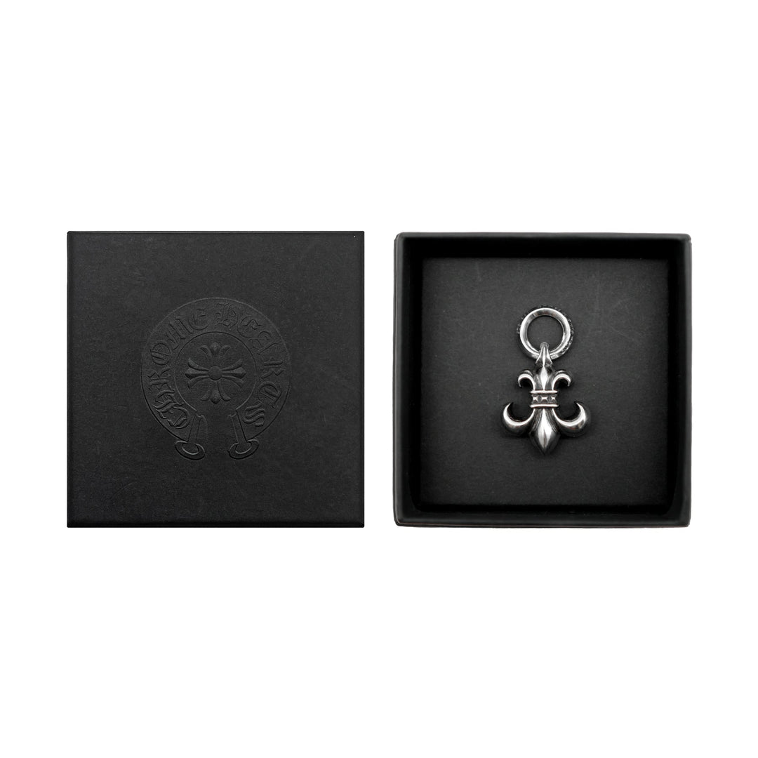 Chrome Hearts Silver Fleur Pendant - SHENGLI ROAD MARKET