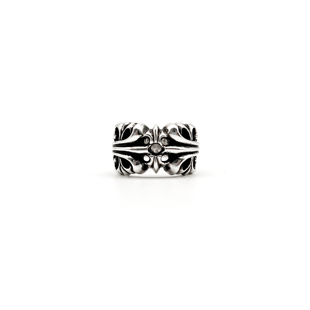 Chrome Hearts Silver K&T Katie Flower Ring - SRM – SHENGLI ROAD MARKET Chrome Hearts Silver K&T Katie Flower Ring - SRM – SHENGLI ROAD MARKET