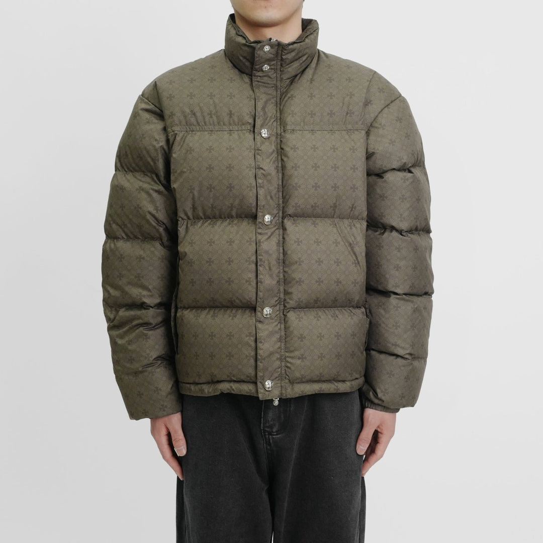 크롬하츠 유니섹스 올리브 토널 모노그램 크로스 패턴 퍼퍼 다운 재킷