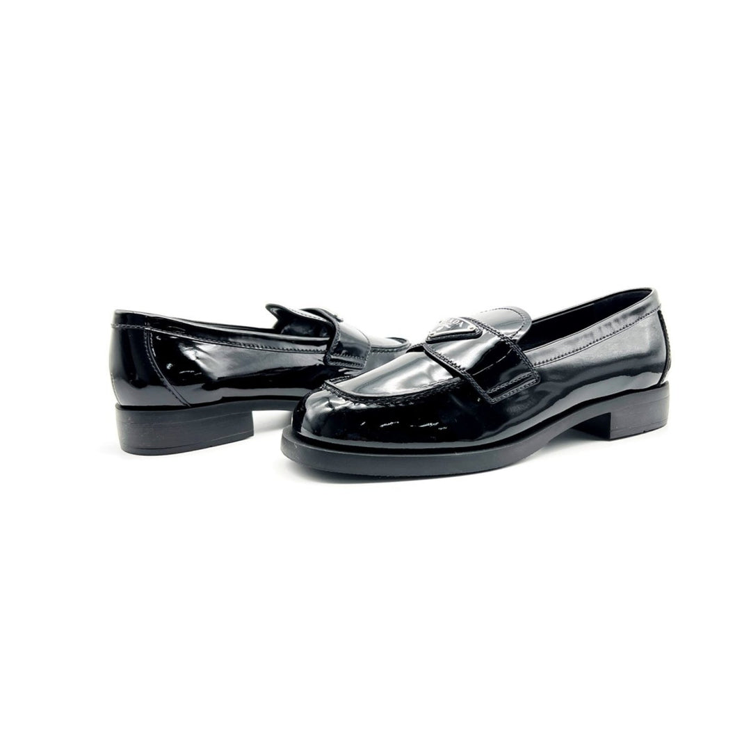 Prada Lacquer Patent Leather Cross Round Toe Flat Bottomed Loafers - SHENGLI ROAD MARKET