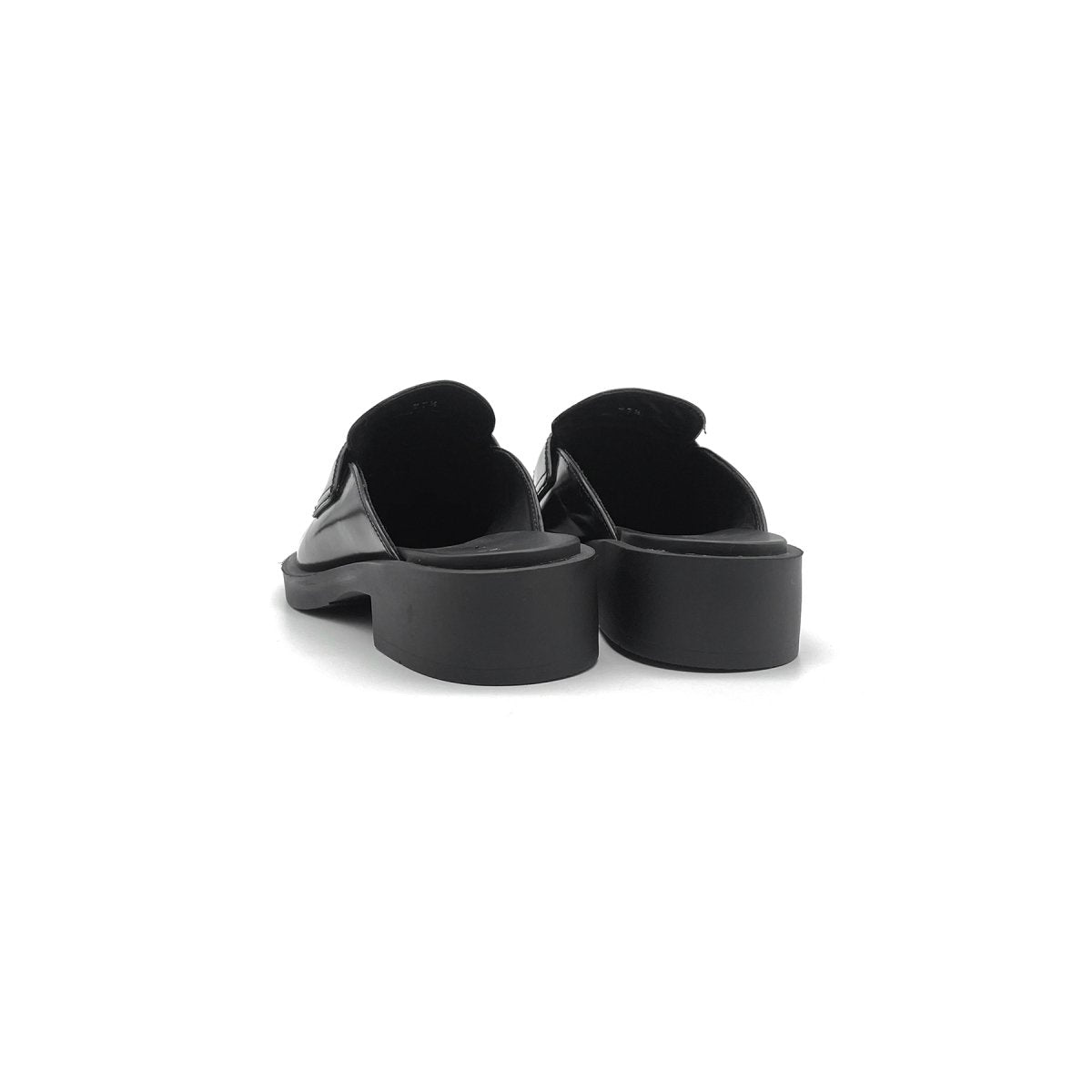 Prada Triangle Logo Leather Flat Shoes - SRM – SHENGLI ROAD