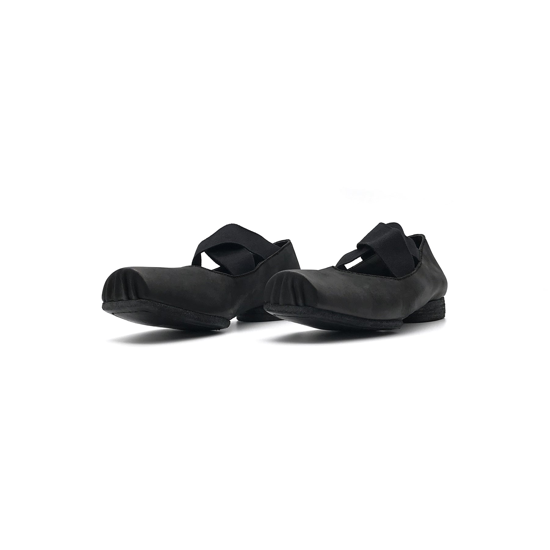 UMA WANG Square Toe Cross Strap Ballerina - SRM – SHENGLI ROAD MARKET