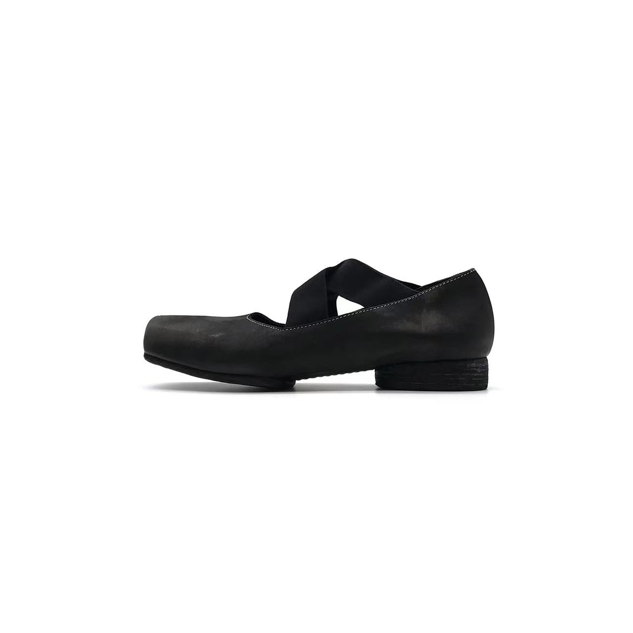 フラットシューズ Uma Wang Square Toe Ballerina Shoes 21978978_51823998_600.jpg